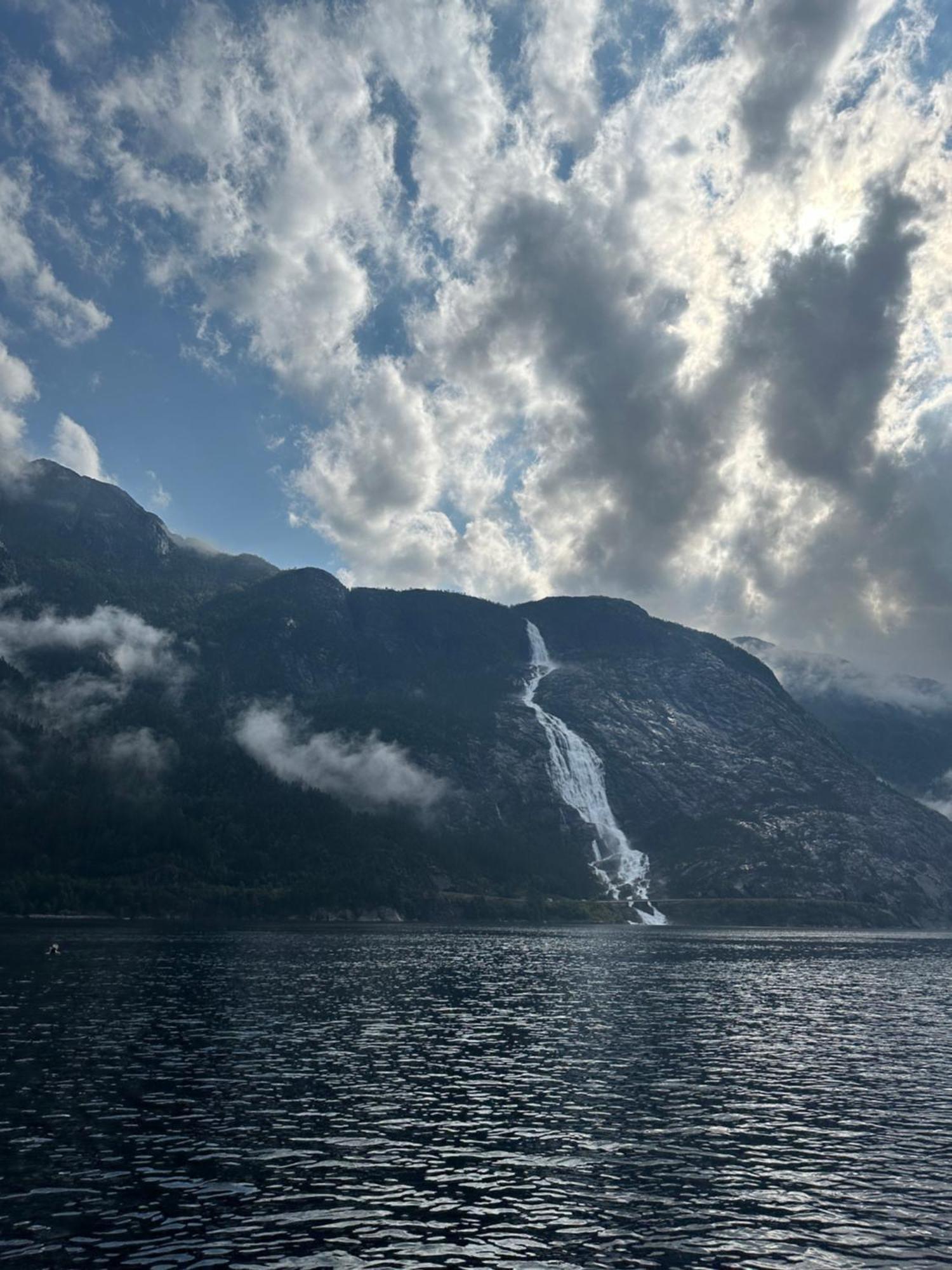 Akrafjorden Nature B&B As Fjæra Екстериор снимка